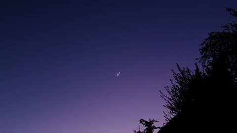 Christmas Star 2020 _ Great Conjunction Jupiter and Saturn live looks like Star of Bethlehem