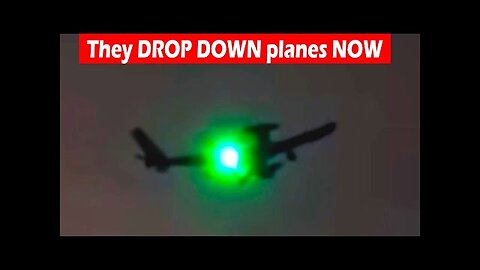 A DANGEROUS Evolution in the UFO sightings: They Get Planes DOWN NOW