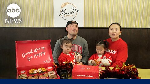 Kansas City donut shop gives tribute to Chiefs stars with special treats