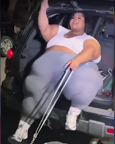 This is the Obese Fat Slob Suing Lyft Because She Could Not Fit in the Car