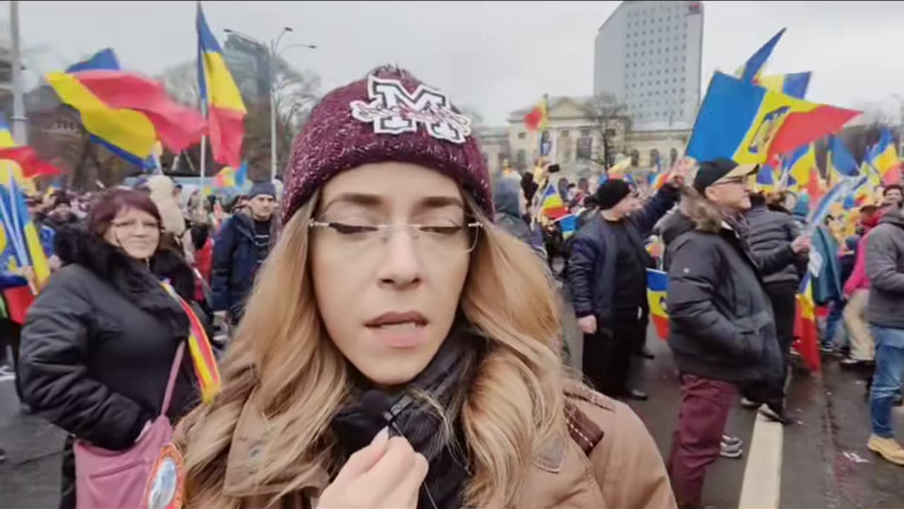 Scurt montaj de la protestul suveranist cu mesajele participantilor si mesajul lui Calin Georgescu