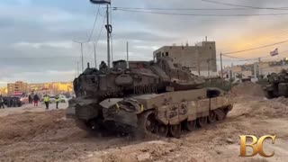 Israel moves tanks into West Bank for first time since 2002