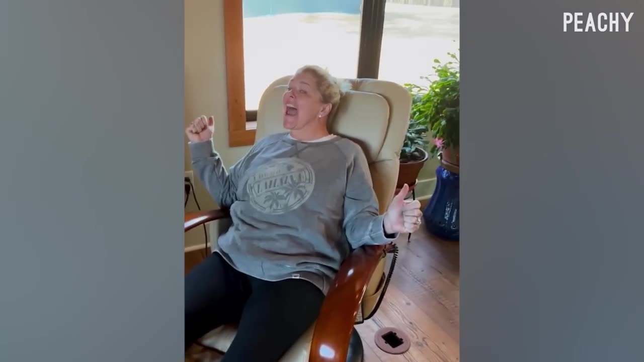 THAT_S_Why_Eggs_are_So_Expensive_!_😂_Funniest_Pranks_of_the_Month!(720p)