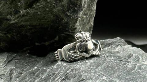 Irish Claddagh Sterling Silver Ring