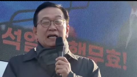 윤석열 대통령 자진출두 2일 후 아침 석동현 변호사님의 보고 연설.