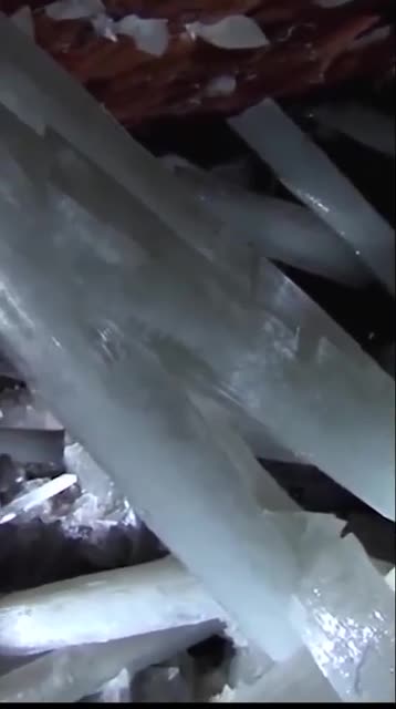 Ama'ing Chrystal Cave & Inner Earth - Robert Sepehr