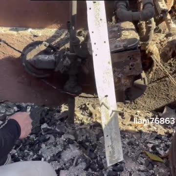 California Resident in Los Angeles Pacific Palisades Fire burn zone turning off open gas ...