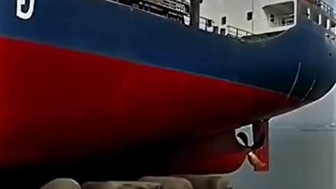 A remarkable moment as the ship launches into the ocean 🥹