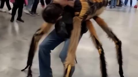 Man Transform into a Big Spider watch till end