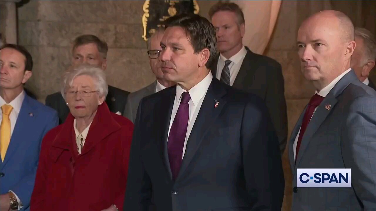 ⚠️HOLY SH*T. Governor Ron DeSantis just absolutely torched this reporter