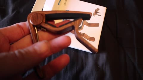 Wineo Guitar Capo Unboxing