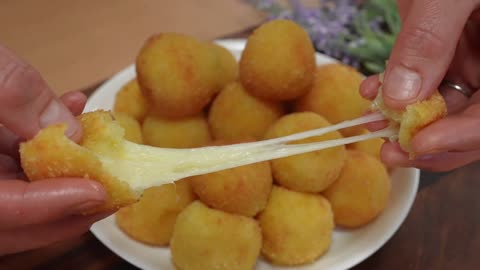 [Southeast Asian cuisine ]Potato Mozzarella Cheese Balls! Easy and Delicious Snack Recipe