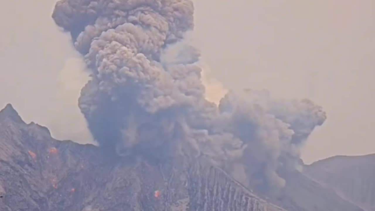 Time Lapse Visuals Of Sakurajima Volcano Eruption In Kyushu, Japan | February 21, 2025