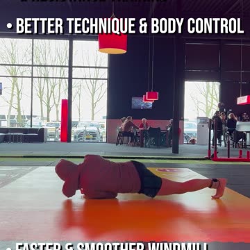 🚀 Training with ankle cuffs = NEXT LEVEL WINDMILLS! 🔥💨