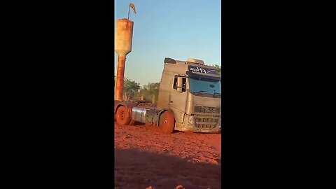 Mud challenge, this truck doesn't give up