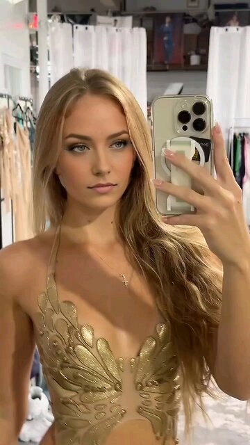 #trending #fyp #viral #foryoupage #outfit #OOTD #foryou #trendingreelsvideo #hotshot