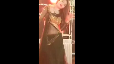 How_To_Do_Hot_Dance_On_Stage_like_a_#viral