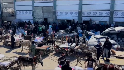Palestinians fear hunger as Israel stops aid shipments to Gaza