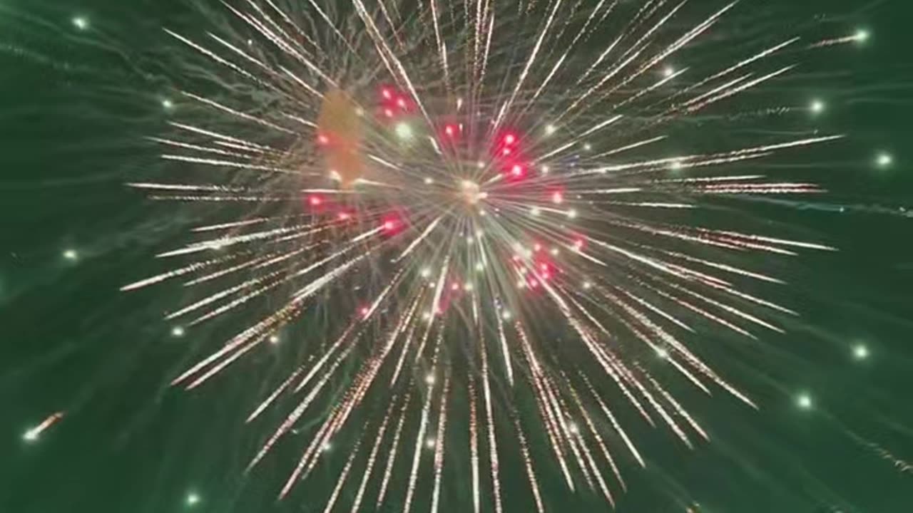 Take you to see a different super beautiful fireworks