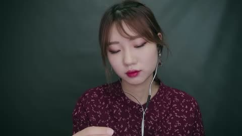 Friend ear cleaning roleplay with binaural whispering (New mic test) 