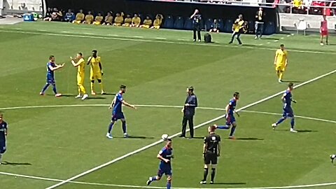 Steaua vs Unirea Slobozia. Victor Pițurcă da lovitura de start a meciului