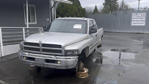 2001 Ram 2500 12V Manual STK# 5210