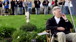 David Lynch, Acclaimed Filmmaker of 'Blue Velvet' and 'Twin Peaks,' Dies at 78