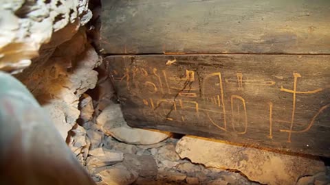 Tomb Of 800,000 Year Old Queen Found In Egypt