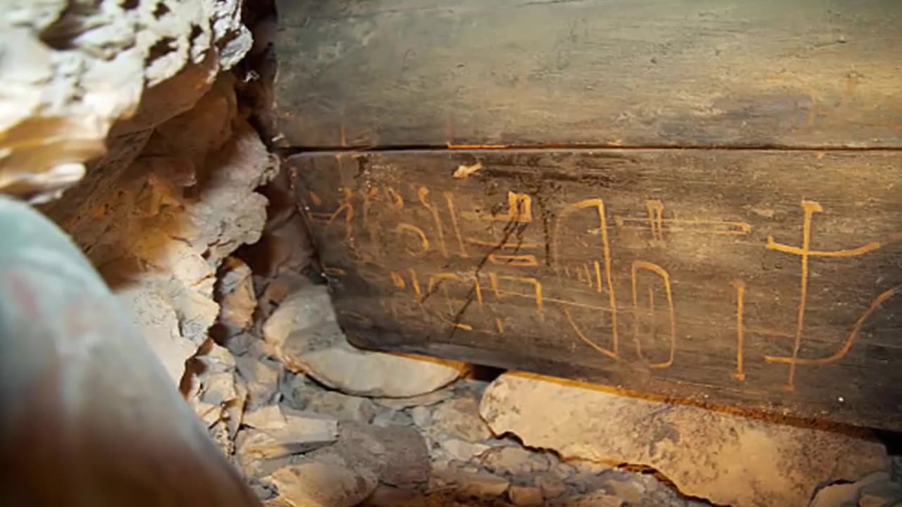 Tomb Of 800,000 Year Old Queen Found In Egypt