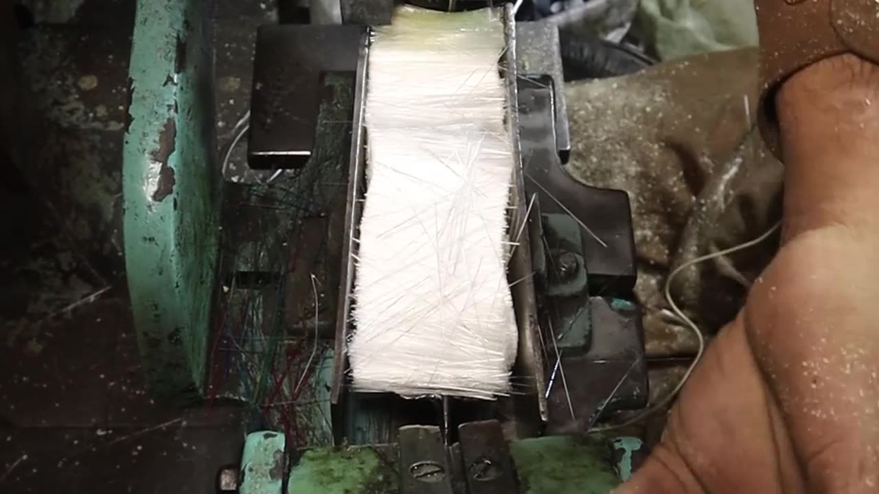 WASH Your Clothes LIKE A PRO with This Amazing Brush!
