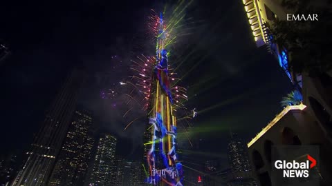 New Year's 2025 - Dubai puts on stunning fireworks show at the Burj Khalifa