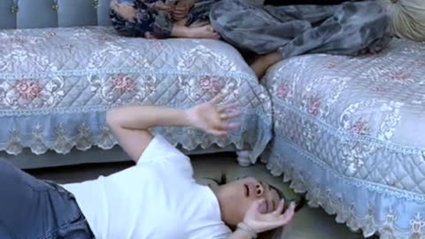 Funny family reaction 😄 Today I pretended to faint and wanted