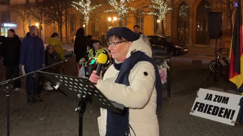 Greifswald - Angelika mit ihren heutigen Ausführungen 10-03-2025