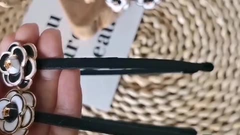 Women Elegant Headband