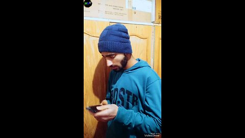 maine bhi girlfriend ko phone gift kiya tha