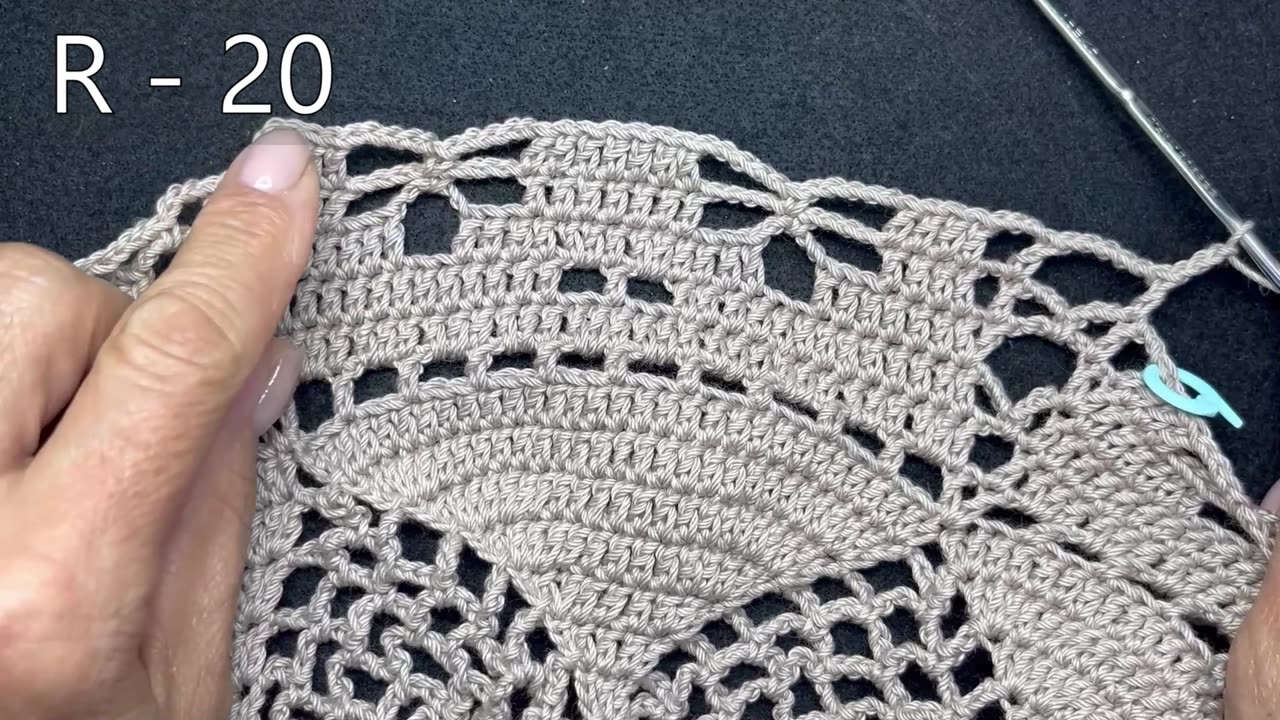 #C-1231)-(FOR LEFTIES)-(ep.4/6)-Pineapple Crochet Table Center