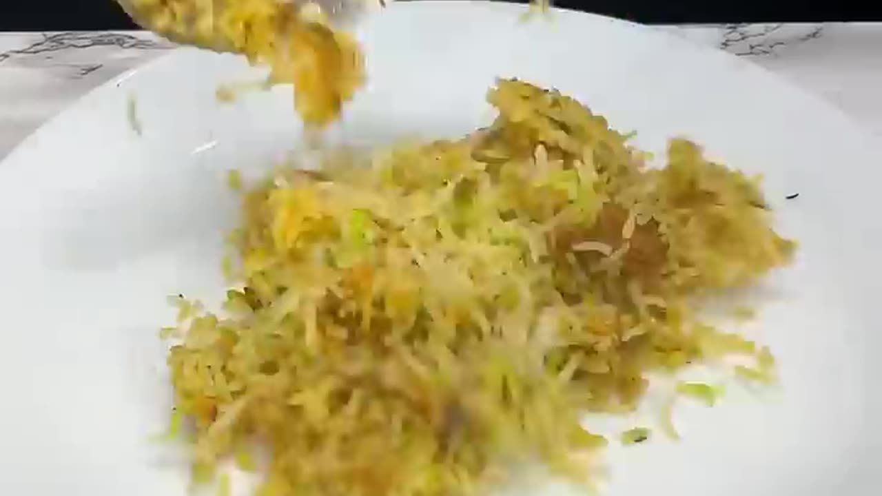 How to make Hyderabadi chicken biryani// recipe of chicken biryani #tasty #recipe