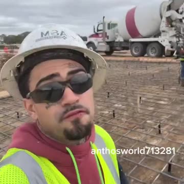 Illegal challenges Trump to deport him... “Come get it b*tch”