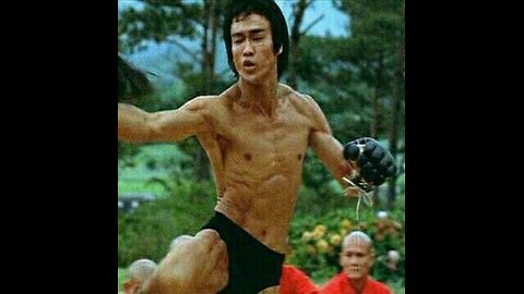 Cross kick Studio Films Bruce Lee Enter the Dragon