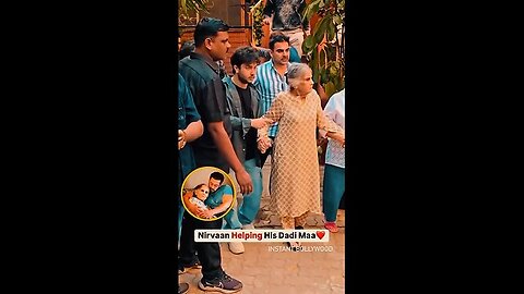 SALMAN KHAN WITH SRK 🔥✨ BUT HER MOM 😭😱 BOLLYWOOD WHATSAPP STATUS ✨ #trending #shorts #bollywood