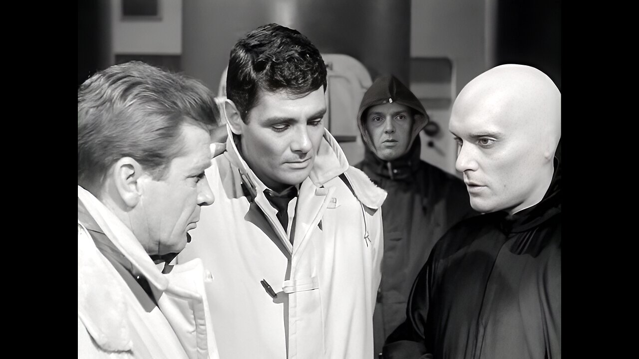 VOYAGE TO THE BOTTOM OF THE SEA (S01-E20) - The Invaders (1965)