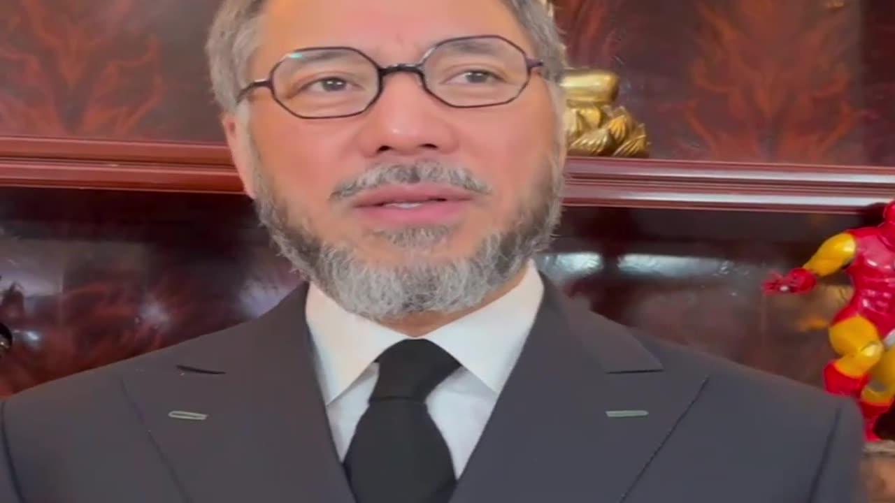 #不对称战争：20230203文贵先生GETTR¹：用便宜武器耗掉美国所有高昂武器！气球最贵3000美金，导弹一个几万几十万！2017年就说了美国上空 #中共气球，一次可放100万个，可以永远从天上往下放！