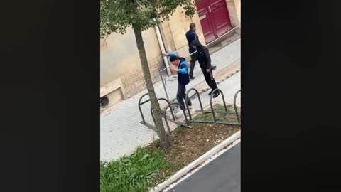 TRY NOT TO LAUGH