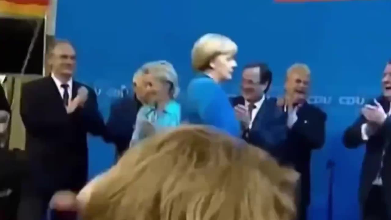 The most atrocious gesture in history. Merkel has always hated Germans and