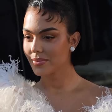 Georginagio before eliesaabworld fashion show