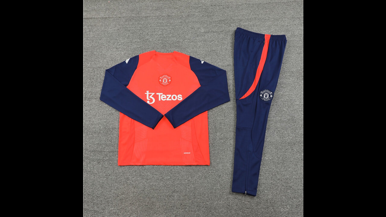 👉🏻⚽️2024-25 Manchester United Adult/Kid Orange Long Sleeve Tracksuit