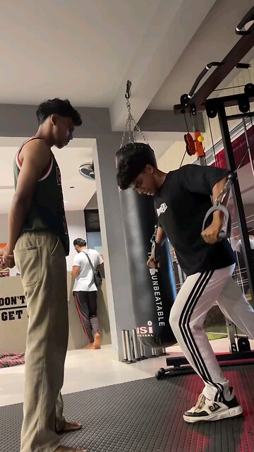 gym friend support 👬💕💪