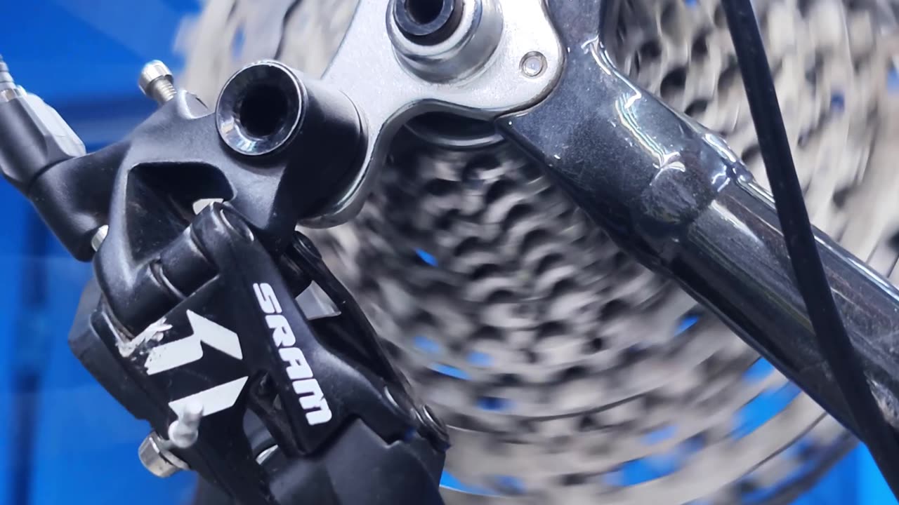 How does Sram Apex shift work