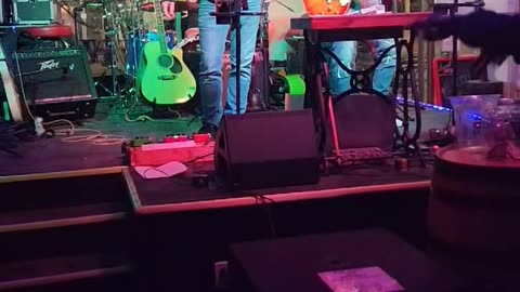 Cover of Sweet Home Alabama (live at BLN)