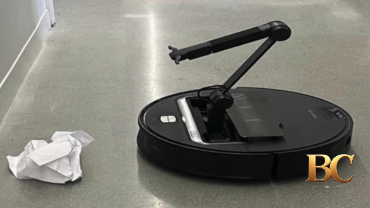 Chinese robot vacuum cleaner company reveals model with an AI-powered arm